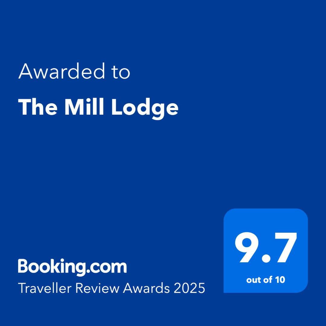 The Mill Lodge 헬스턴 외부 사진